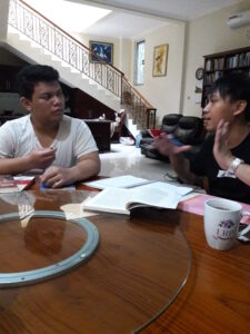 GURU LES PRIVAT PERSIAPAN MASUK SMP SANTA URSULA